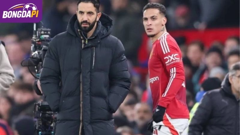 Antony thường xuyên trong đội hình dự bị dưới sự dẫn dắt của HLV Ruben Amorim