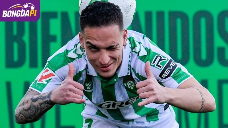 Man United chấp nhận lỗ nặng, đẩy Antony sang Real Betis