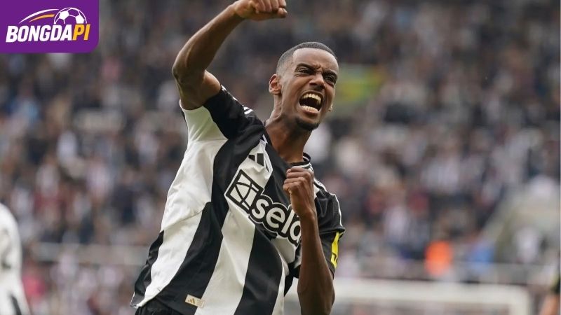 Isak đã chơi bùng nổ trong màu áo Newcastle